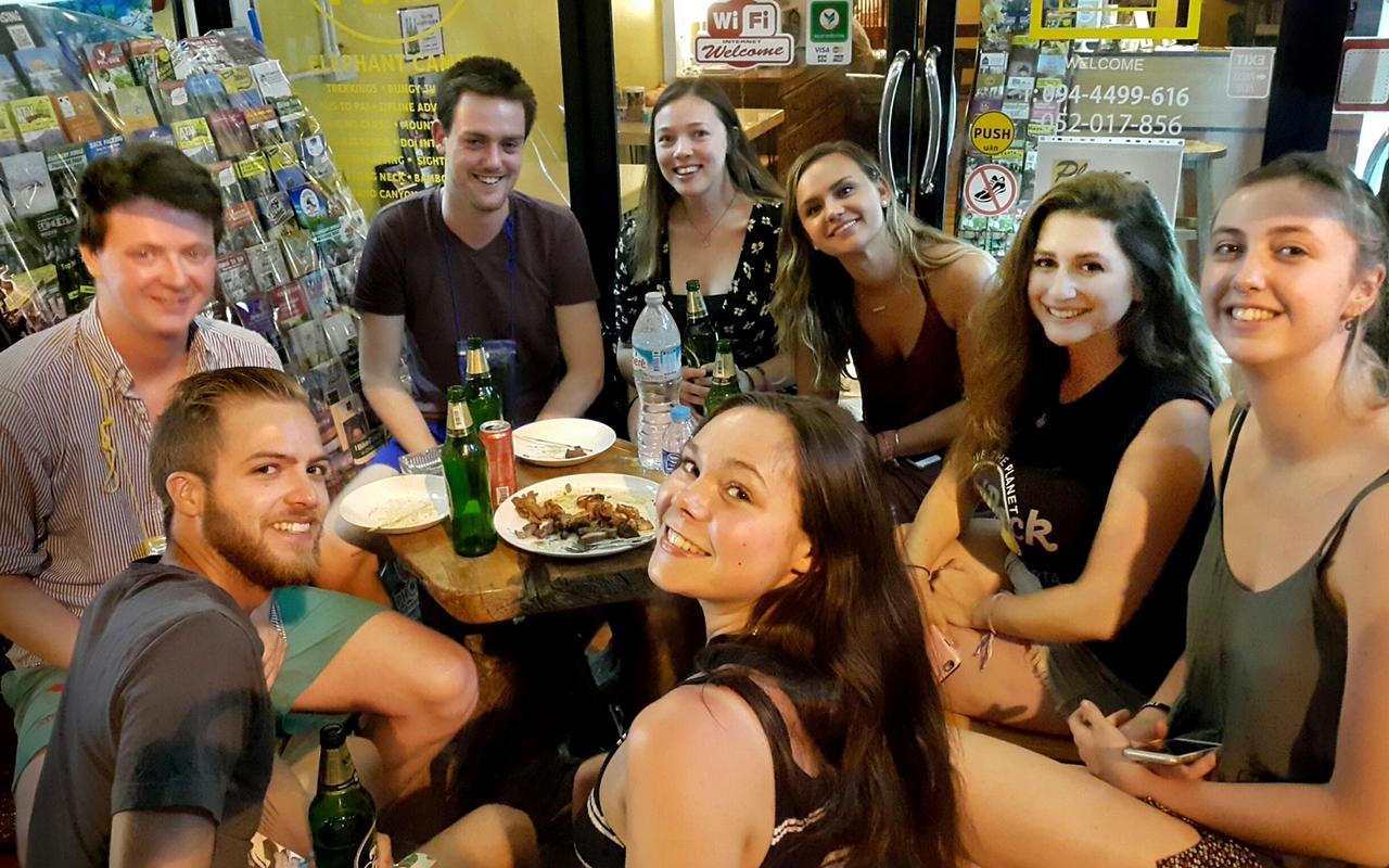 Thai Thai Hostel Chiang Mai Exterior foto